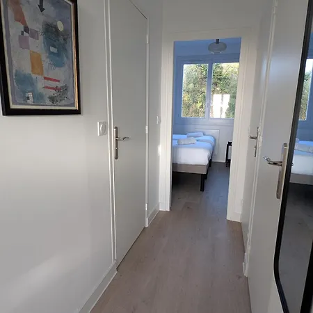 Vue à Deux Pas Du Sentier Côtier