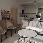 Vue A Deux Pas Du Sentier Cotier * Порник