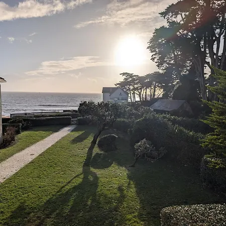 Vue A Deux Pas Du Sentier Cotier * Pornic