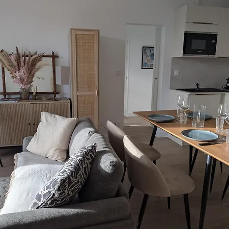 Vue A Deux Pas Du Sentier Cotier Apartment *