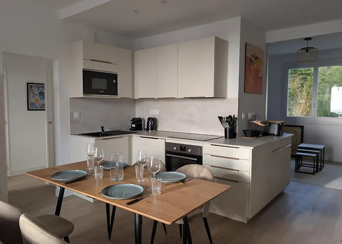 Apartment Vue A Deux Pas Du Sentier Cotier