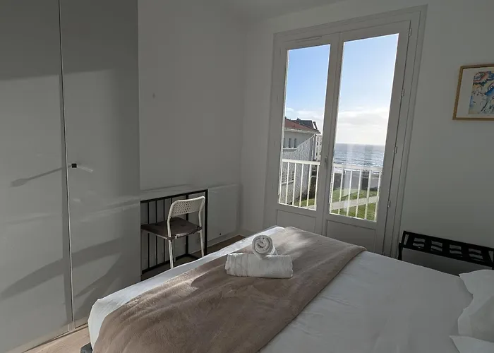 Apartment Vue A Deux Pas Du Sentier Cotier *