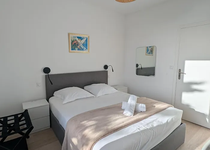 Vue A Deux Pas Du Sentier Cotier Apartment