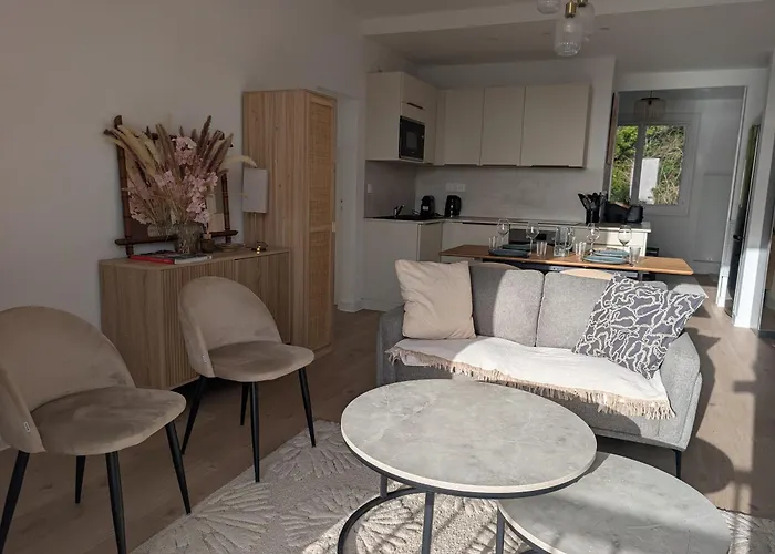 Vue A Deux Pas Du Sentier Cotier * Pornic