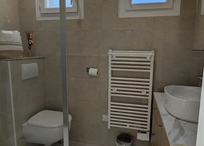 Vue A Deux Pas Du Sentier Cotier Apartment